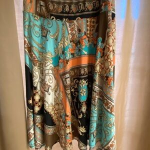 Elegant Multicolor Patterned Skirt